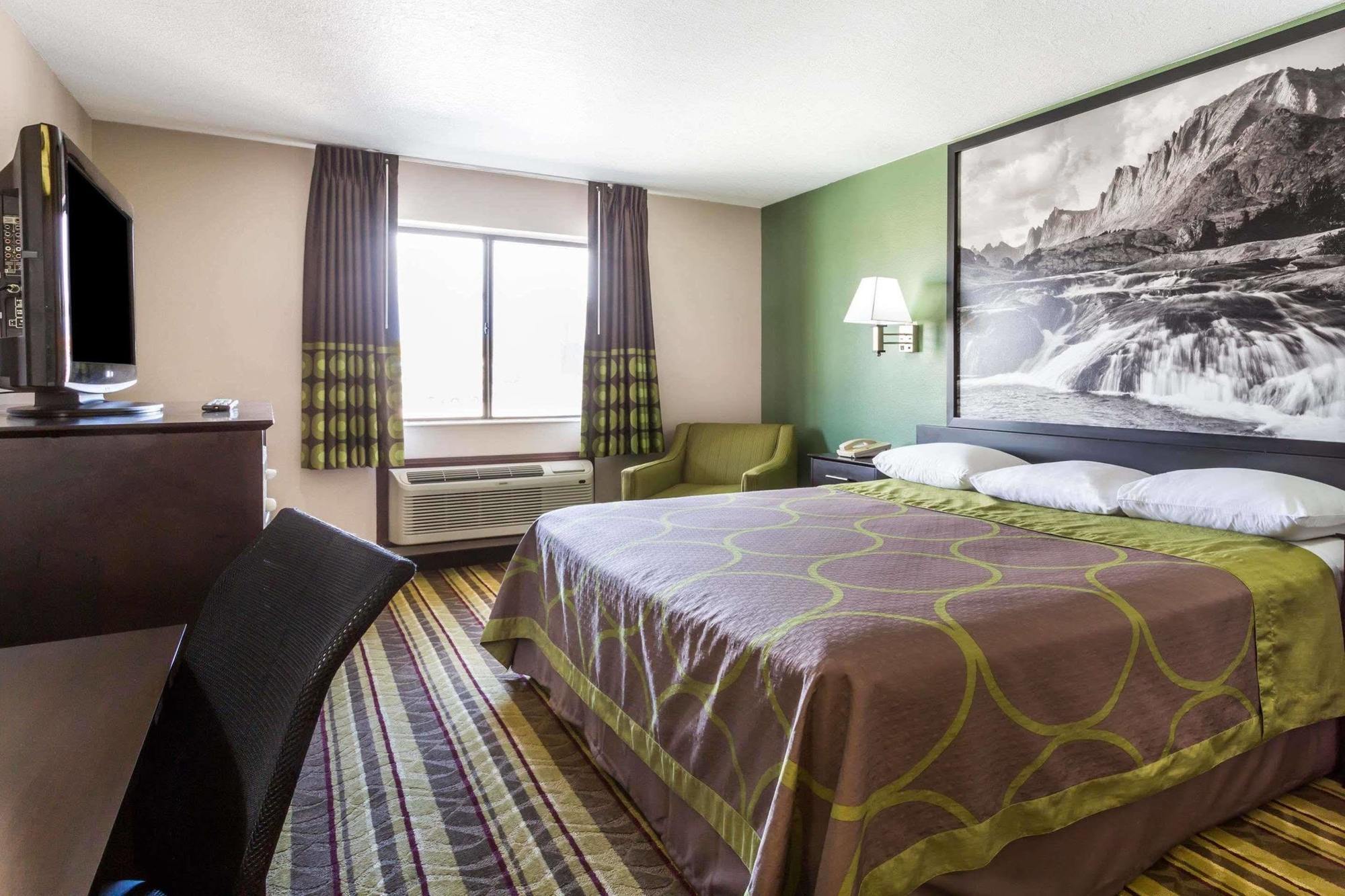 Super 8 by Wyndham Rock Springs Hotell Exteriör bild